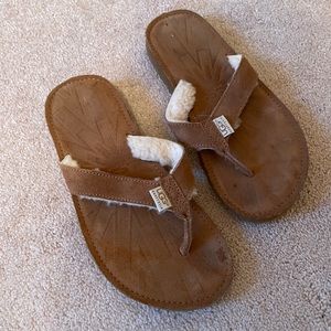 UGG flip flop slippers